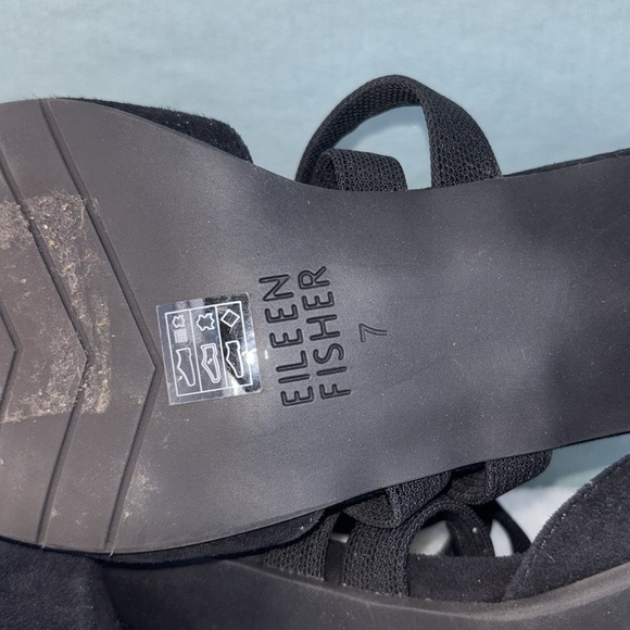 NWOT Eileen Fisher Black Suede Heels with Straps Size 7‎ - Picture 8 of 9